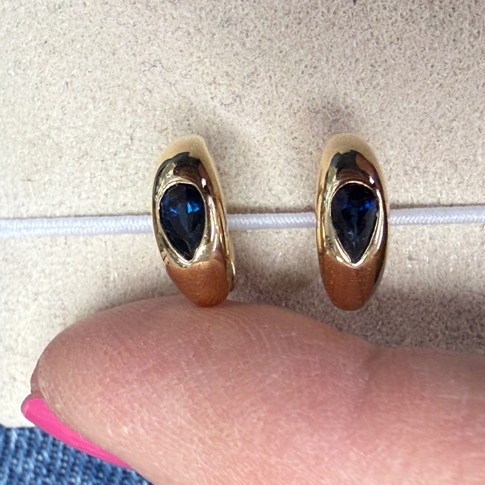 14KG new Teardrop Sapphire-Blue Huggie Earrings